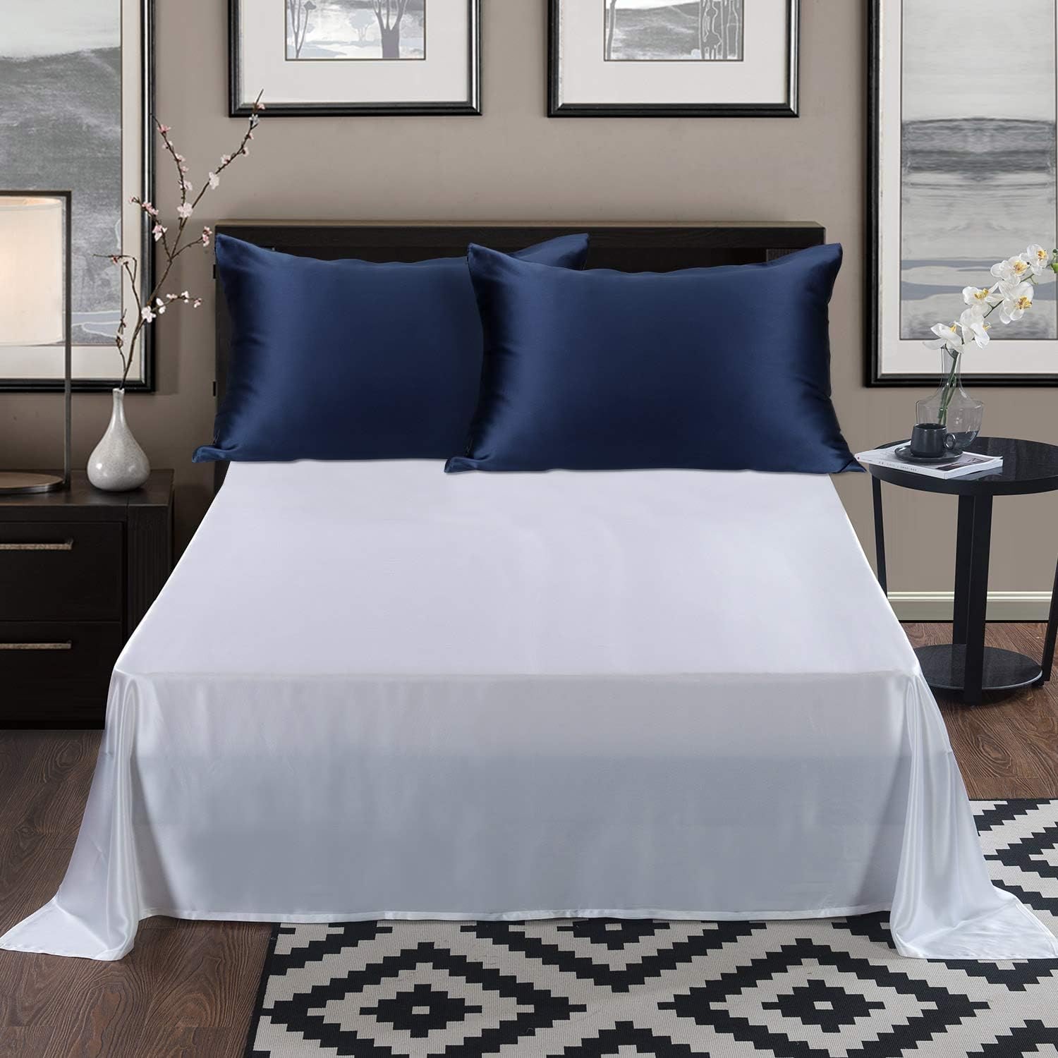 Navy Blue 19 Momme Mulberry Silk Pillowcase Queen with Hidden Zip: image 5