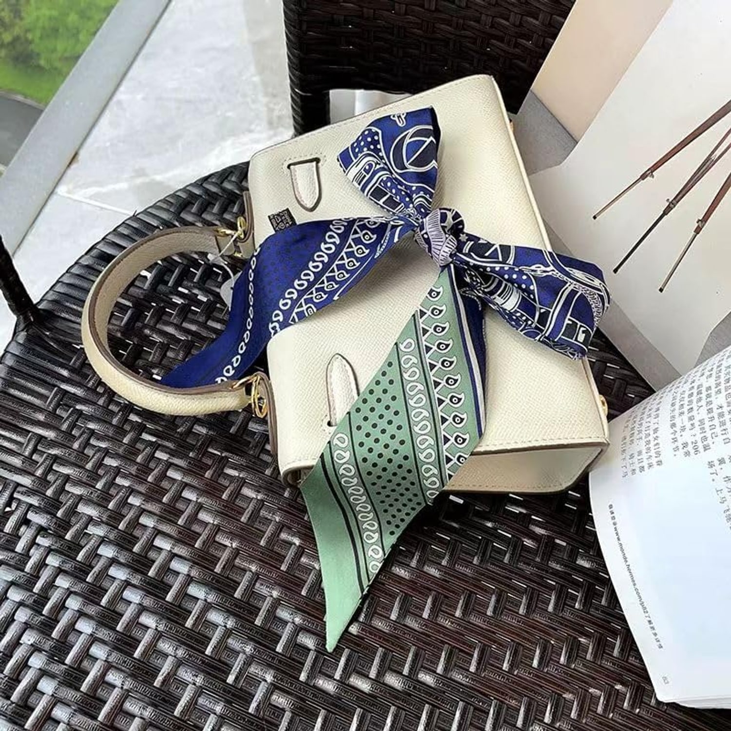 Mulberry Silk Twill Handbag Scarf, Dark Blue: image 7