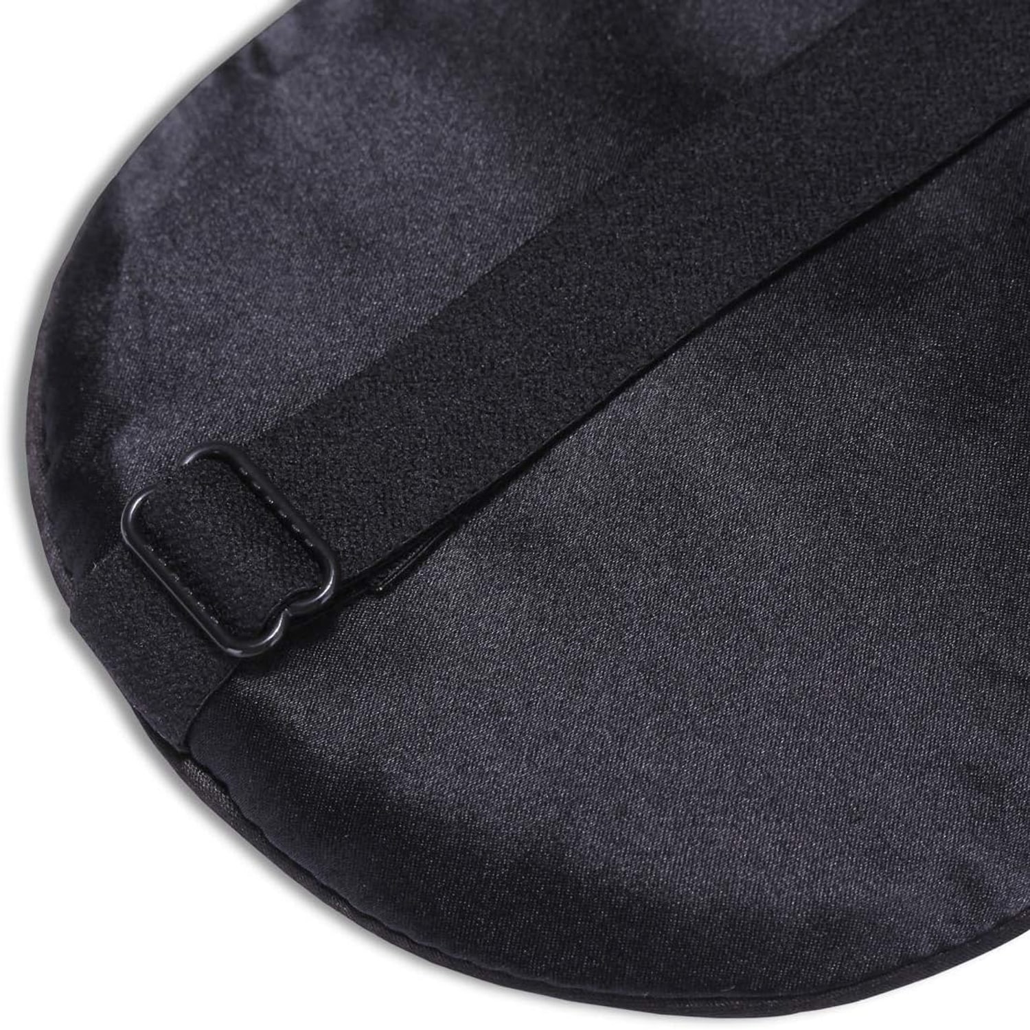 Classic Black Mulberry Silk Sleep Mask: image 3